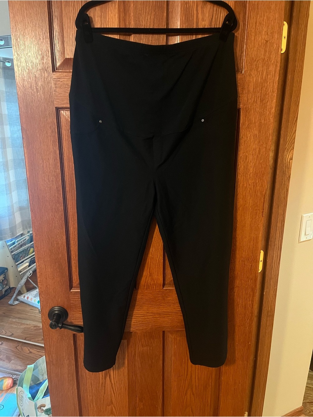 Time and Tru Maternity black pants with pockets, size XXL (20) #maternity